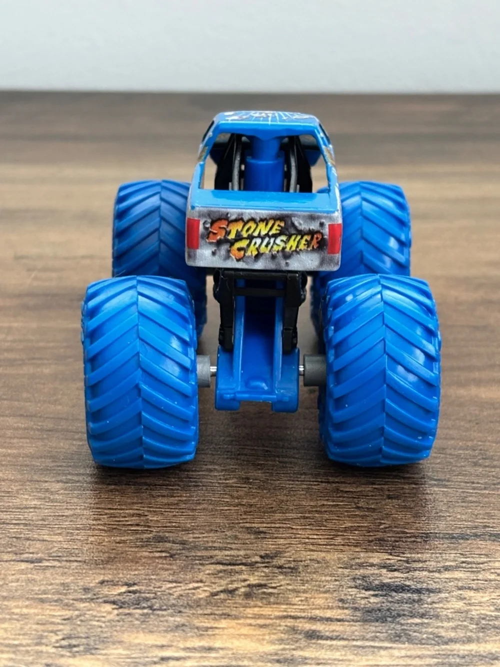 Monster Jam 1:64 Stone Crusher Gray Blue Tires 2023 Monster Truck Die Cast Metal